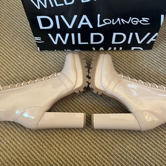 New Wild Diva Lounge block heel lug platform booties - Picture 4 of 8
